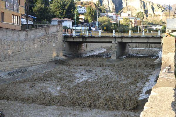 Río Choqueyapu aumenta  caudal en 88 centímetros