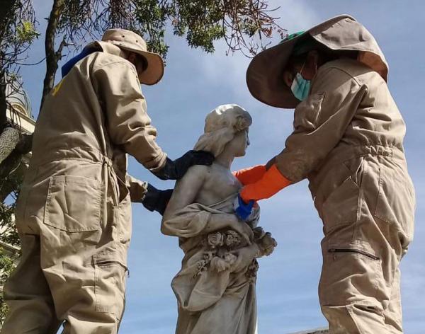 Inscripciones en escuela de  restauración