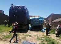 Contrabandistas y comunarios  evitan comiso de camiones