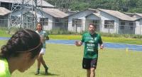 La Verde femenina da su primer examen