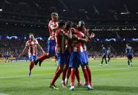 Atlético y United empatan, celebra el segundo