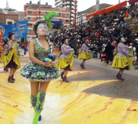 Festejos del carnaval desafían a pandemia del coronavirus