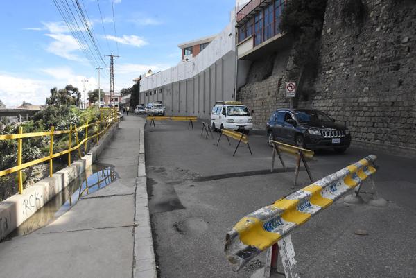 Hundimiento de avenida será reparado tras época de lluvias