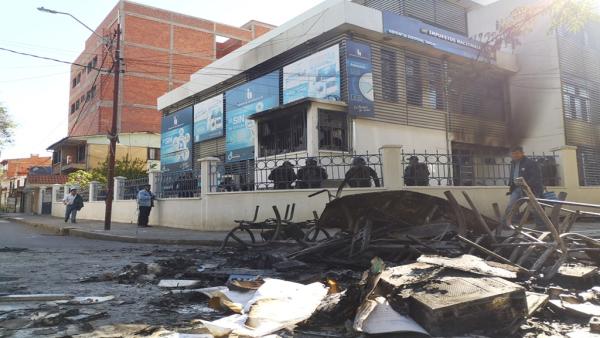 42 meses de cárcel para sujeto  que incendió oficinas del SIN