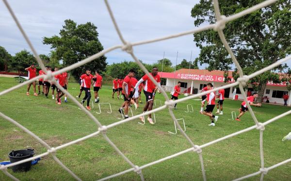 Guabirá va por la remontada ante Wilstermann