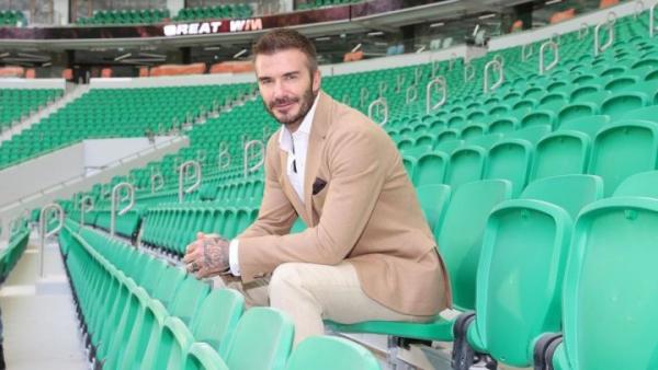 Beckham hace porras por la sorpresiva Dinamarca