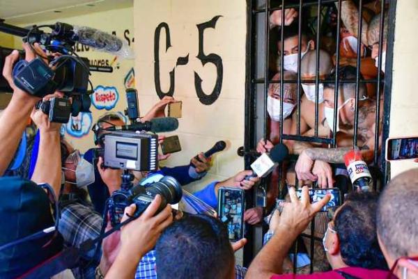 SIP rechaza “criminalización”  del periodismo en El Salvador