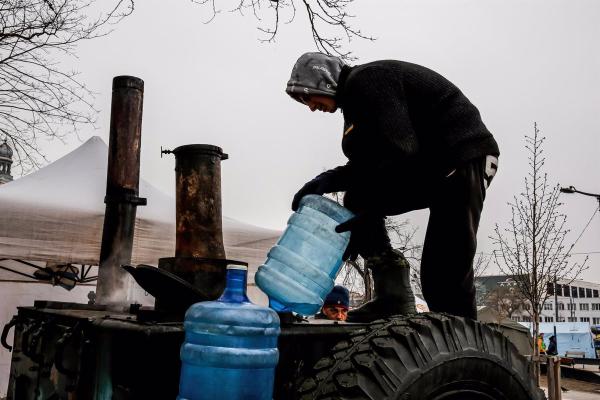 ONU denuncia que 1,4 millones de personas no tienen agua en Ucrania