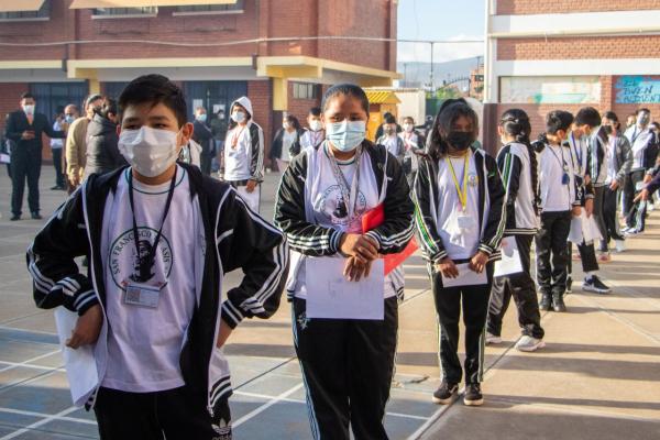 Toman pruebas rápidas anticovid en colegio San Francisco de Asís