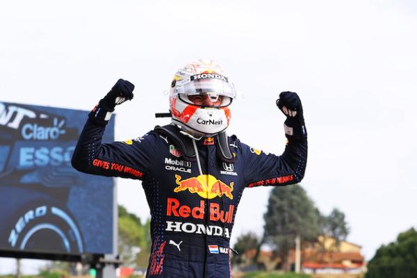 Verstappen domina el GP de Emilia Romaña