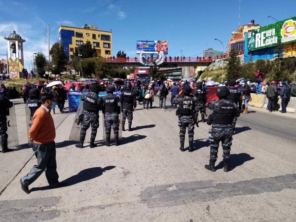 Trabajadores en salud acatan   paro nacional de 72 horas