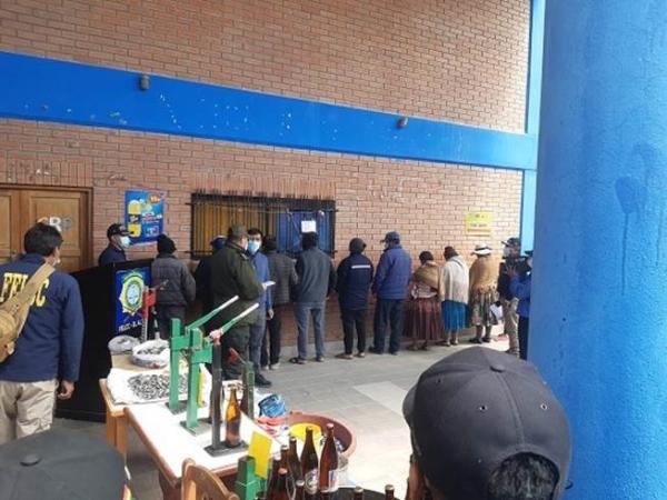 Sentencian a tres sujetos  que falsificaban cerveza