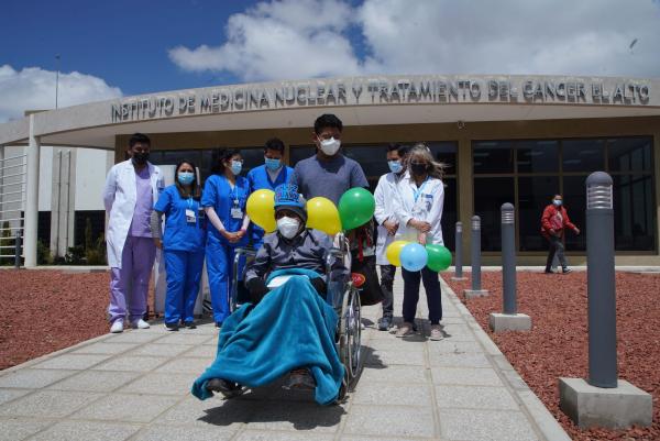 Amplían acuerdos con cajas de salud para atención oncológica