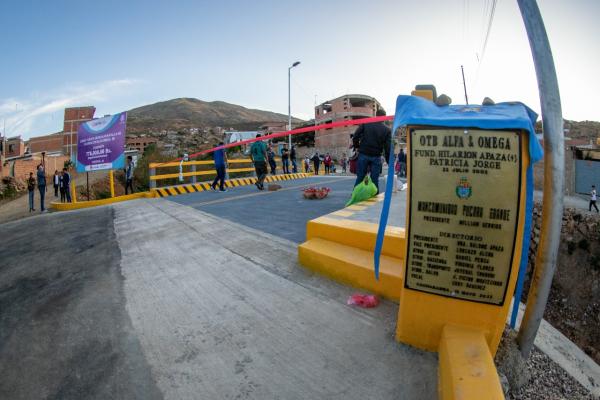 Dos mancomunidades se benefician  con entrega de puente vehicular