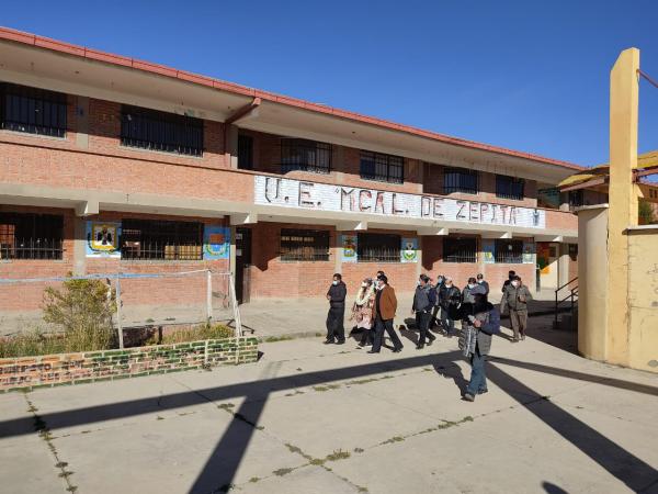 Garantizan POA 2022 para unidades escolares