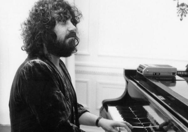 Fallece Vangelis compositor de  música con evocaciones galácticas