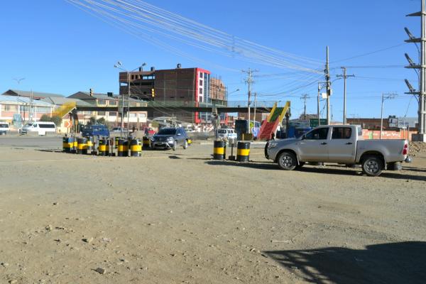 Cierran temporalmente un  carril de avenida 6 de Marzo