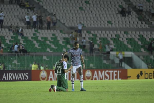 Oriente termina humillado