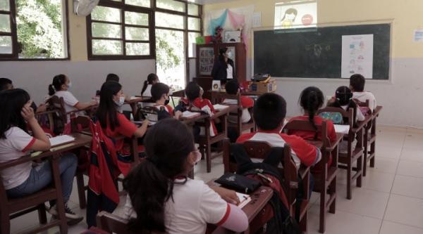 Estudiantes de Montero cuentan con modelo para manejo de higiene menstrual