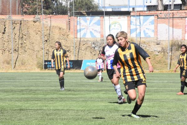 El torneo femenino prosigue con cinco líderes