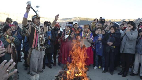 Alteños preparados para Año Nuevo Aymara