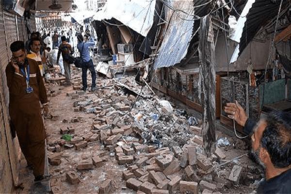 Reportan más de mil muertos  por terremoto en Afganistán