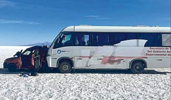 Dos personas fallecidas  en hecho de tránsito