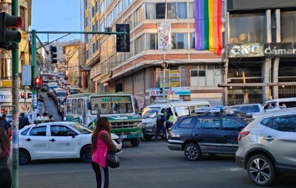 Nuevas placas para motorizados  pueden evitar clonación y robo