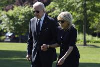 Gobierno ruso prohíbe a esposa  e hija de Biden entrada a su país