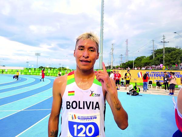 Ninavía conquista la primera presea de plata