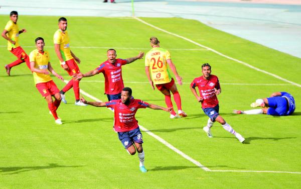 Wilstermann arranca con fuerza