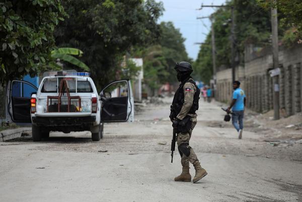 Violencia de pandillas en capital  haitiana corta ayuda alimentaria