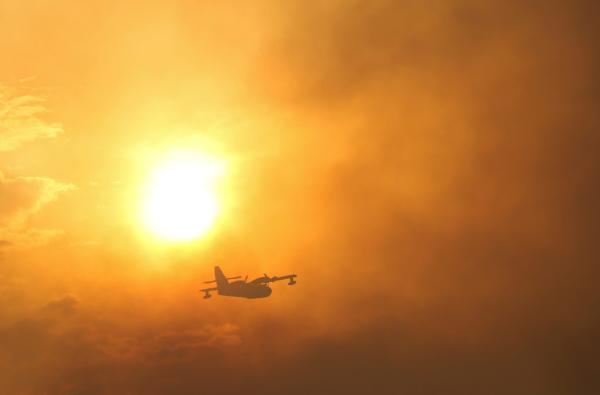 Portugal y España enfrentan incendios