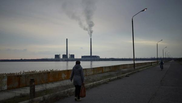 Fuerzas rusas toman central  termoeléctrica de Ucrania