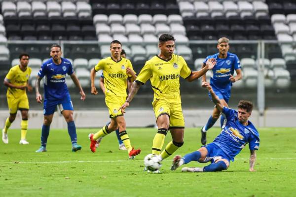 Bolívar logra histórico triunfo sobre Boavista