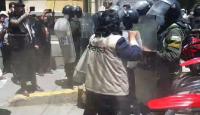 Excomandante será investigado por agresiones de policías a periodista
