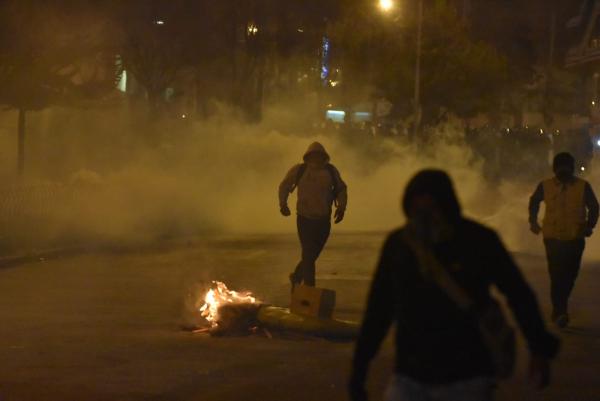 Vecinos molestos denuncian que  policías hacen detonar dinamita