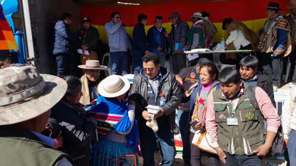 Frenan protesta de productores de quinua con promesas y anuncios