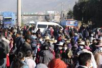 Al menos 10 puntos de bloqueo  en la carretera a Santa Cruz