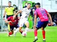 Real y Wilstermann  se perjudican