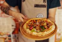 Variedades de pizzas presentarán 24 restaurantes al público paceño