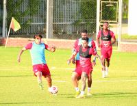 La Verde comienza a mover la pelota con la mira en Senegal