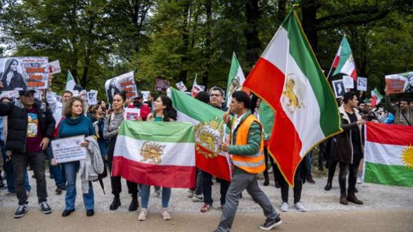 Exigen nuevas sanciones para  frenar represión en protestas