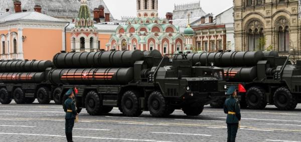 Envían tren militar nuclear  a frontera y temen ataque