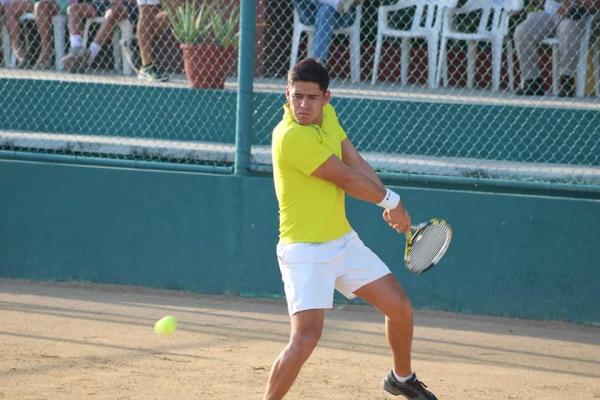 Por tres semanas Bolivia recibe torneos de tenis profesional