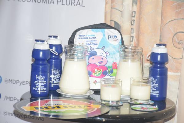 Bolivia lejos del promedio de  consumo de leche en el mundo