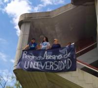 Chavistas arrancan las uñas a  estudiantes que protestaban