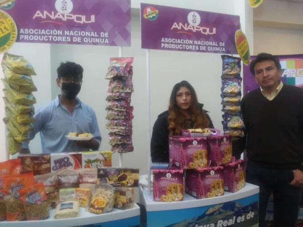 Inauguraron showroom de productos  nacionales para canastones de Navidad