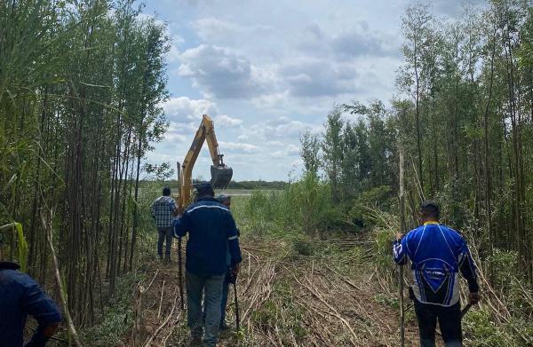 Comienza excavación de un  canal piloto en Río Grande