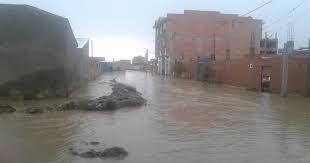 Lluvias causan desbordes de  ríos e inundación de calles